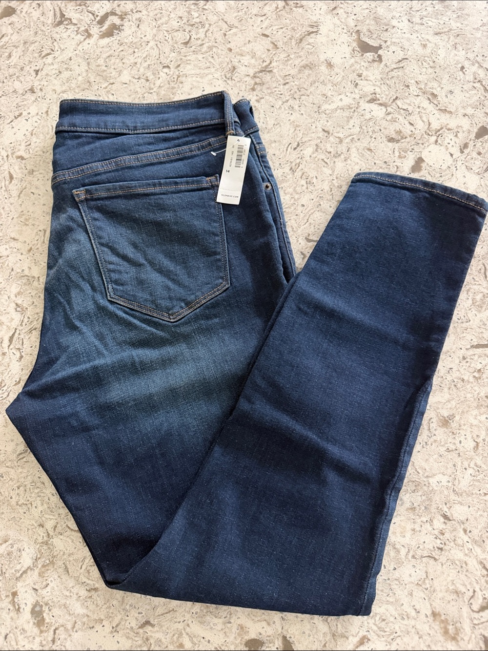NWT Old Navy Women’s Dark Blue Rockstar Super Skinny Stretch Denim Jeans